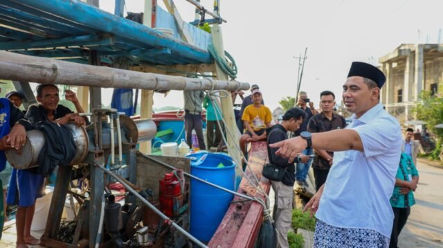 Taj Yasin Dorong Percepatan Dermaga Apung untuk Nelayan Bonang Demak Terdampak Rob