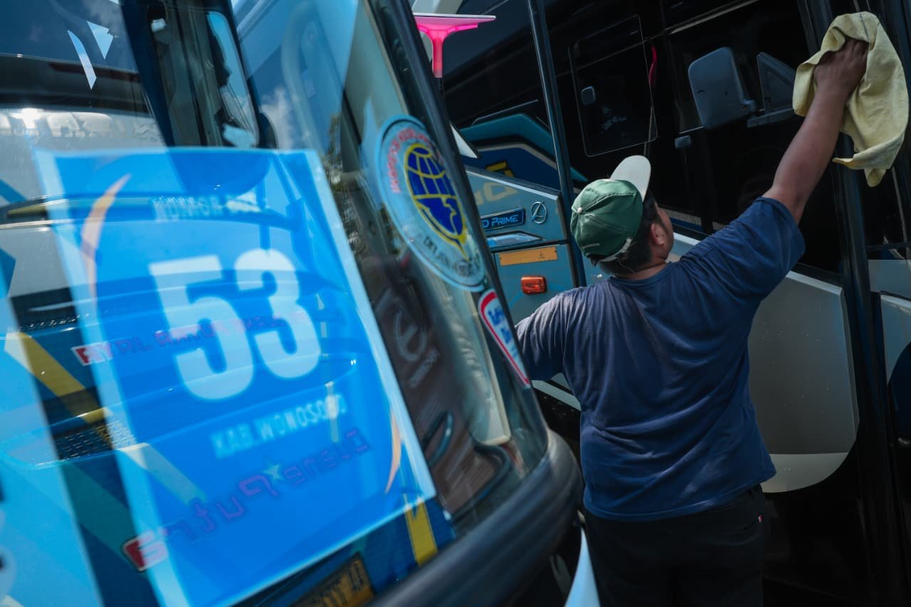 325 Bus di TMII Siap Berangkatkan 16 Ribu Lebih Warga Jateng dalam Program Mudik Gratis