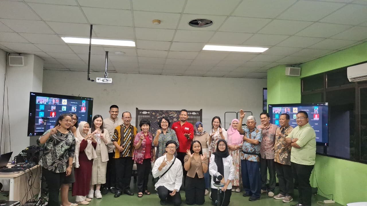 USM TV Hadirkan Siaran Langsung Update Mudik Jateng 2026 dari Berbagai Titik Pantauan USM TV Hadirkan Siaran Langsung Update Mudik Jateng 2026 dari Berbagai Titik Pantauan