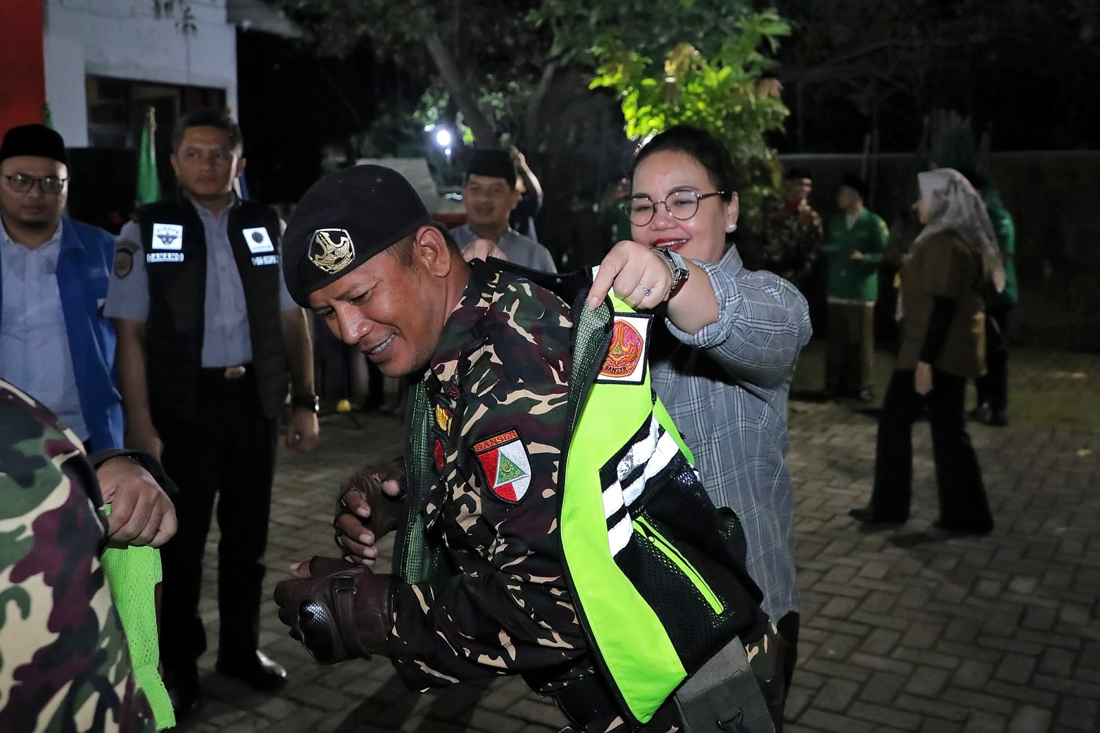 Wali Kota Agustina Puji Kolaborasi GP Ansor, Banser dan KNPI Hadirkan Posko Layanan Bagi Pemudik