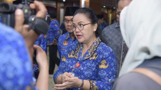 Wali Kota Semarang Minta Warga Maklum Soal Mobil Plat Merah Beroperasi Saat Libur Lebaran, Sebagian ASN Tetap Bertugas