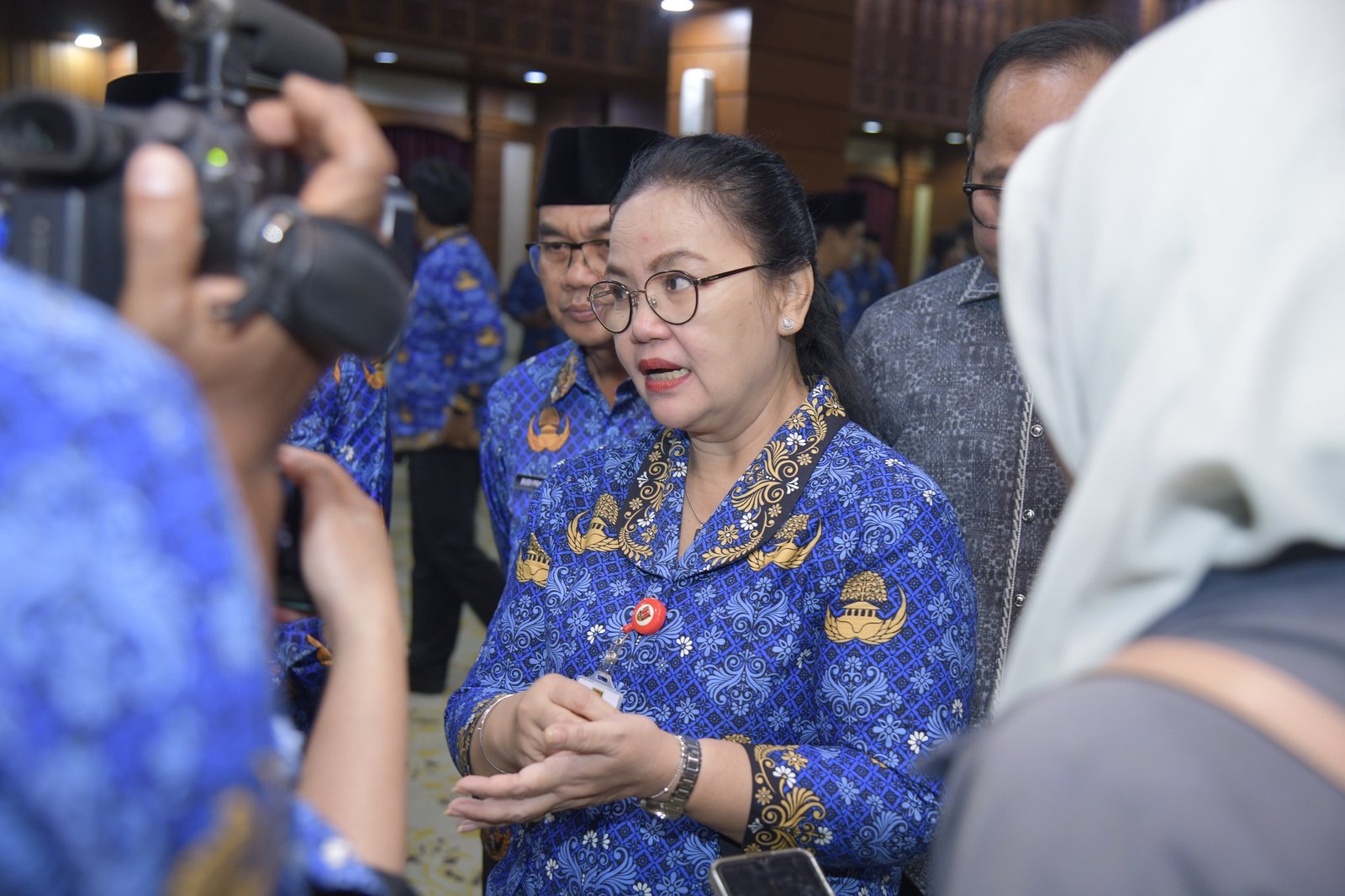 Wali Kota Semarang Minta Warga Maklum Soal Mobil Plat Merah Beroperasi Saat Libur Lebaran, Sebagian ASN Tetap Bertugas