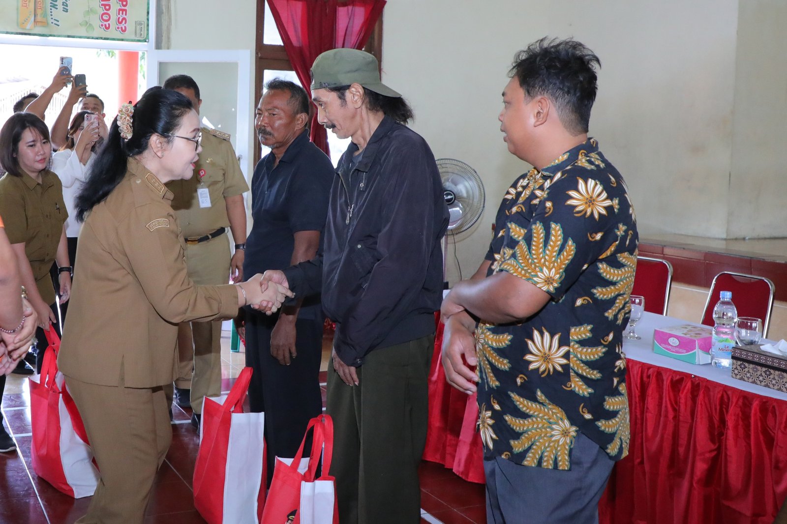 Puting Beliung Rusak 65 Rumah di Gedawang, Pemkot Semarang Gerak Cepat Tangani Dampak Puting Beliung Rusak 65 Rumah di Gedawang, Pemkot Semarang Gerak Cepat Tangani Dampak