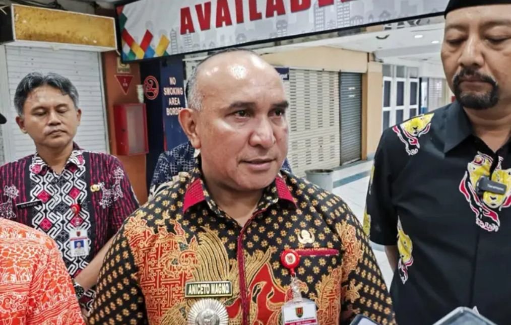 Kepala Disdag Kota Semarang, Aniceto Magno da Silva. Kepala Disdag Kota Semarang, Aniceto Magno da Silva.