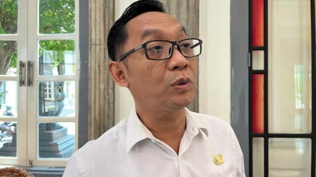 Disdik Pastikan Guru Honorer di Semarang Tetap Mengajar hingga Akhir 2026