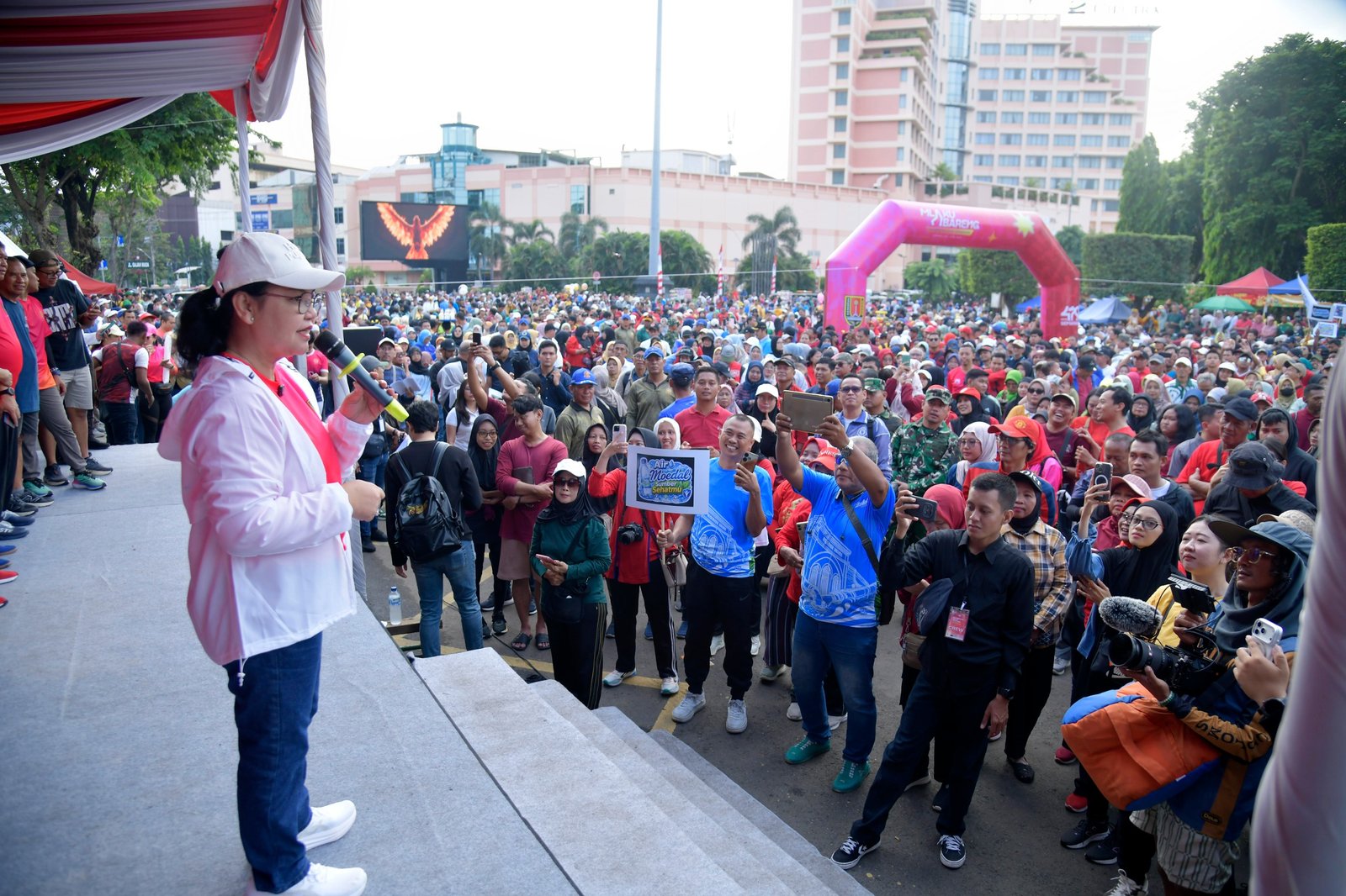 Wali Kota Semarang buka acara Mlaku Bareng