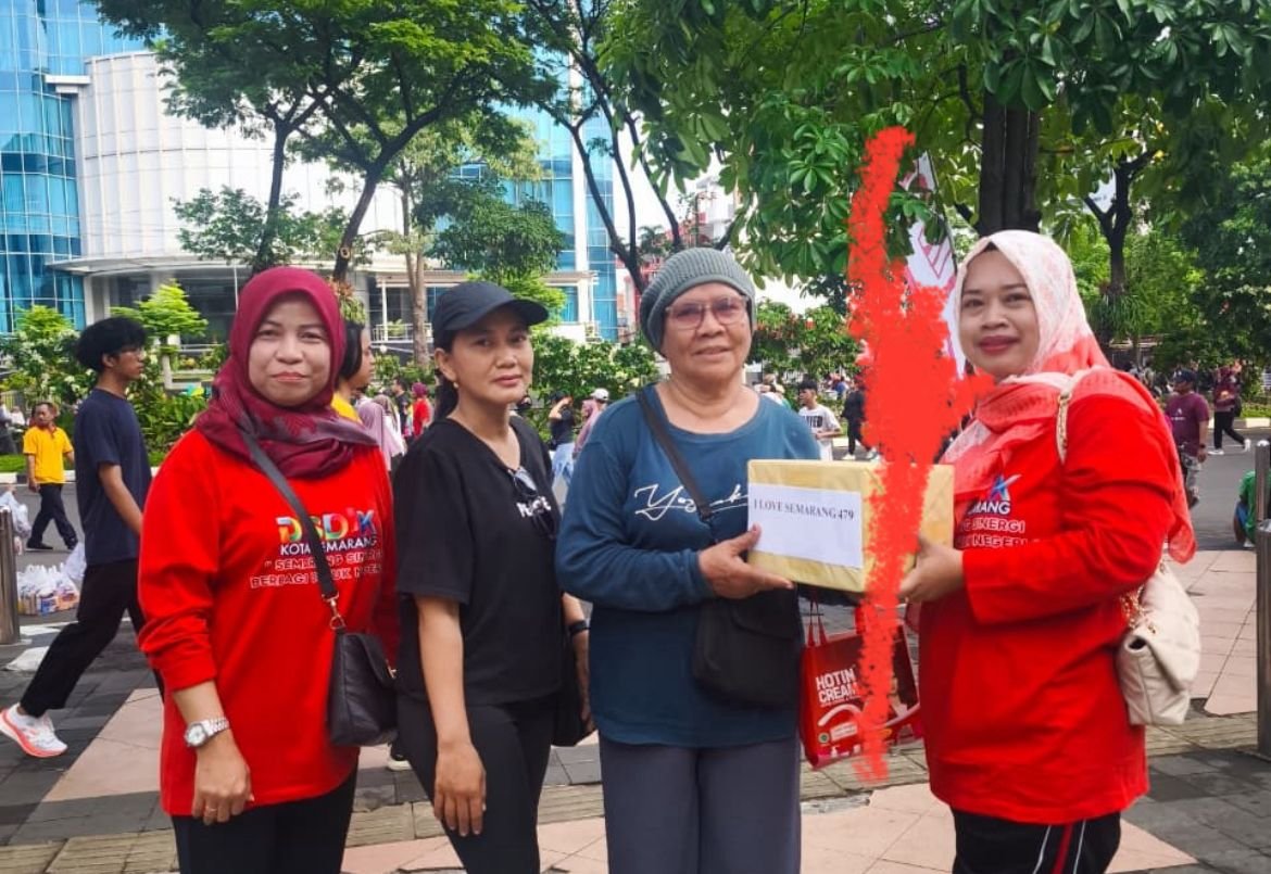 Disdik Kota Semarang Meriahkan HJKS ke-479 Lewat Pembagian Doorprize Mlaku Bareng
