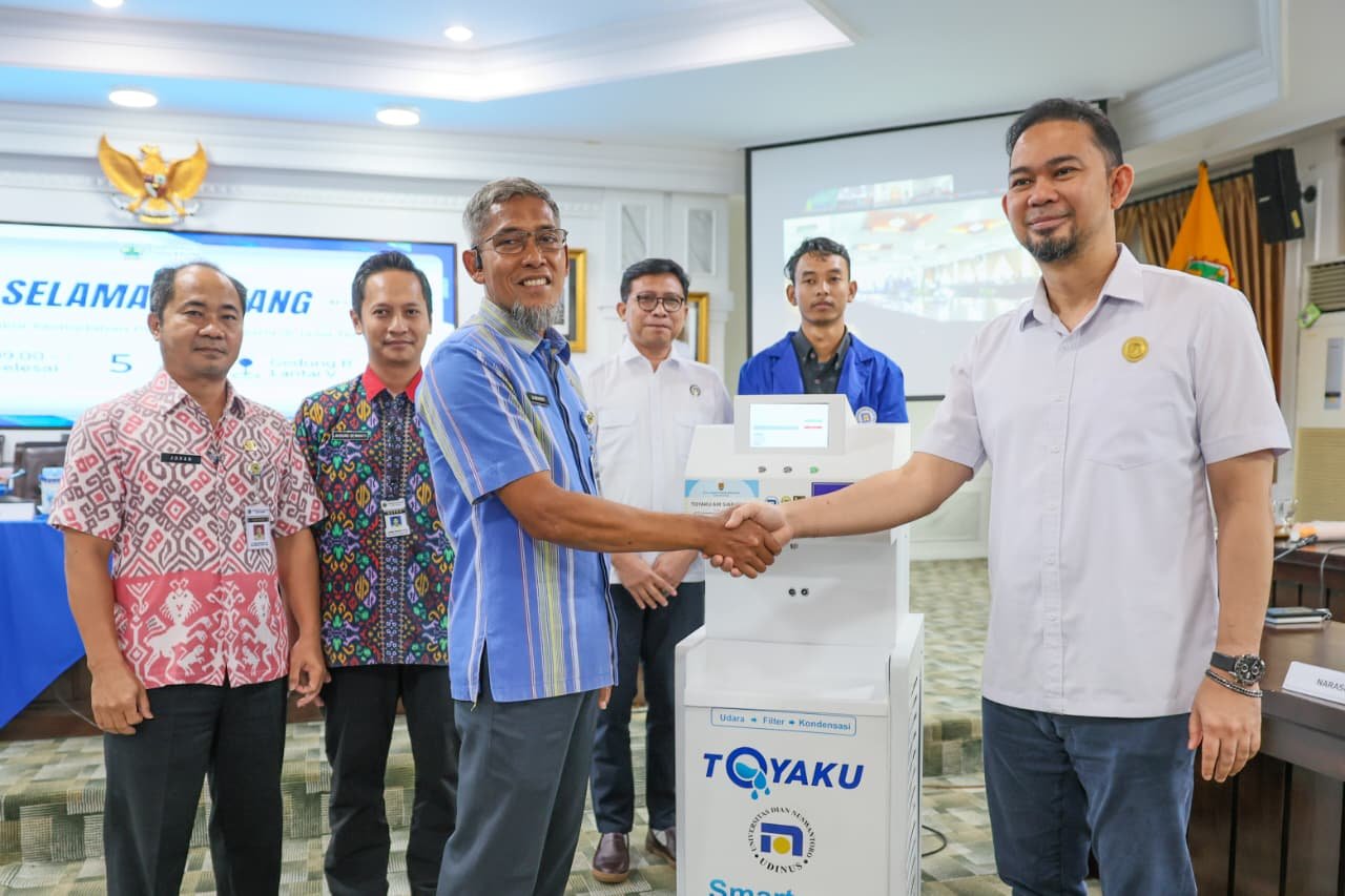 ToyaKU dari Udinus, Inovasi Air Minum dari Udara untuk Atasi Krisis Air di Jateng