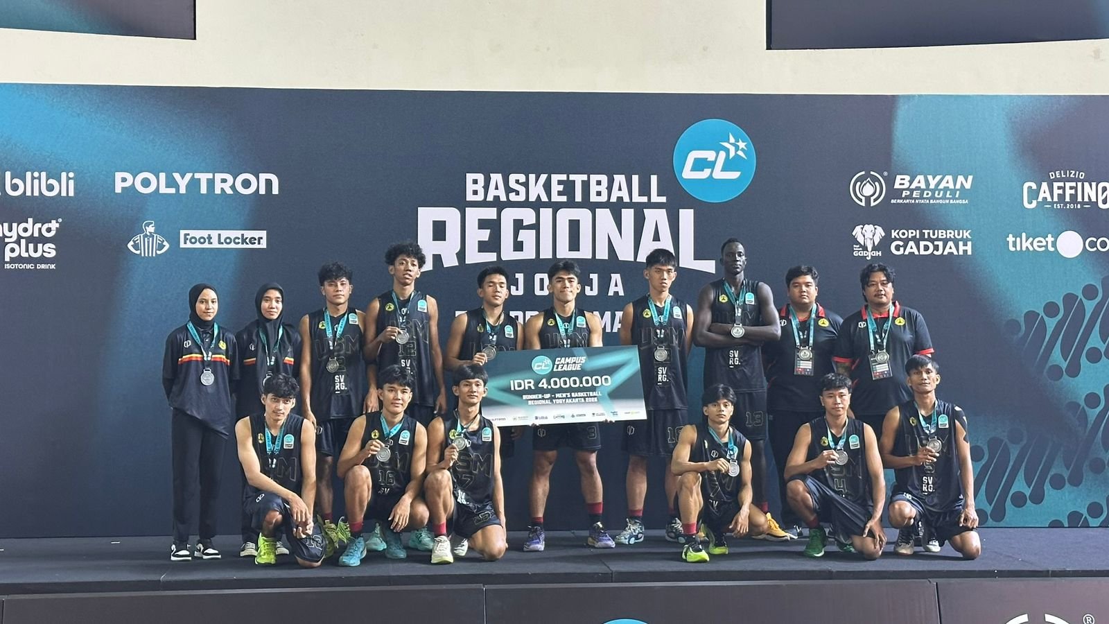 Tim Basket Putra USM Raih Runner-up Campus League Regional Yogyakarta