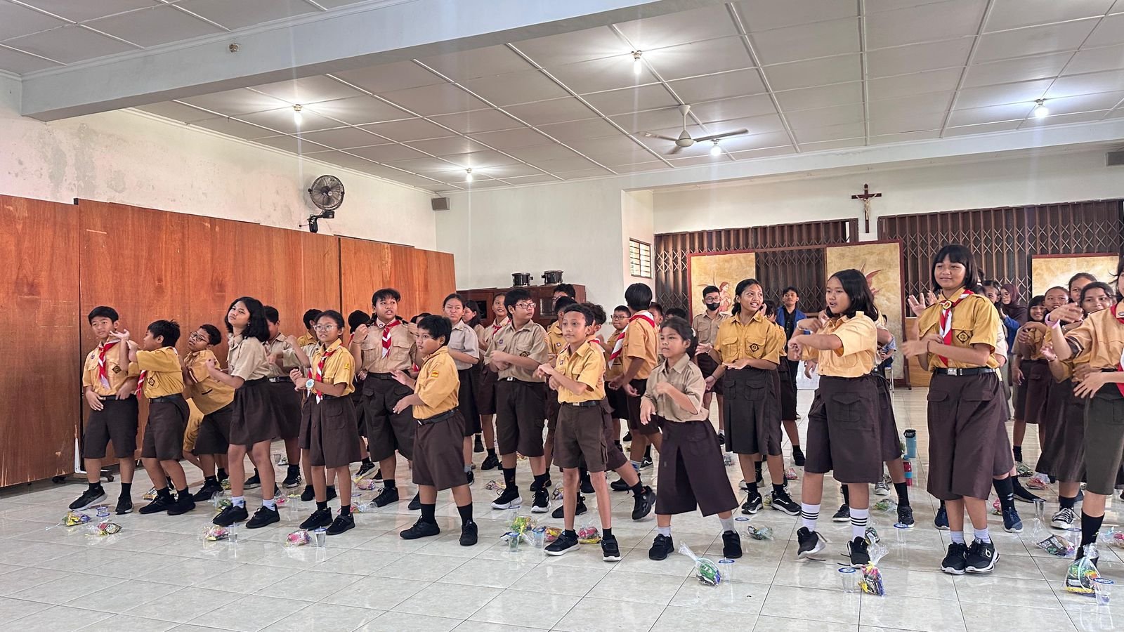 Mahasiswa Ilmu Komunikasi USM Kampanyekan Edukasi “Tubuhku Milikku” di SD Tlogosari Kulon