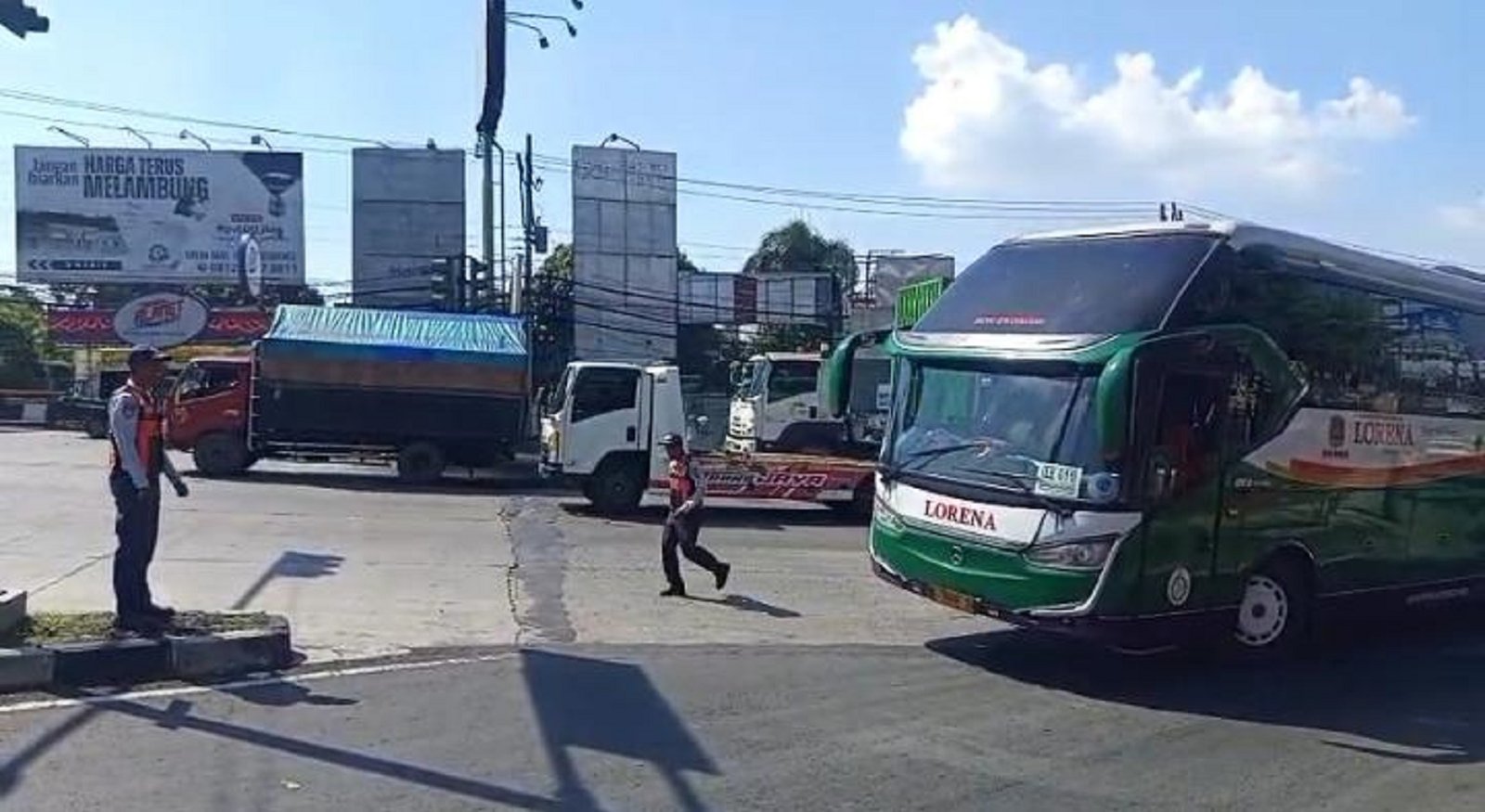 Dishub Semarang Gencarkan Sosialisasi Larangan Bus Besar Melintas di Jalan Prof Hamka