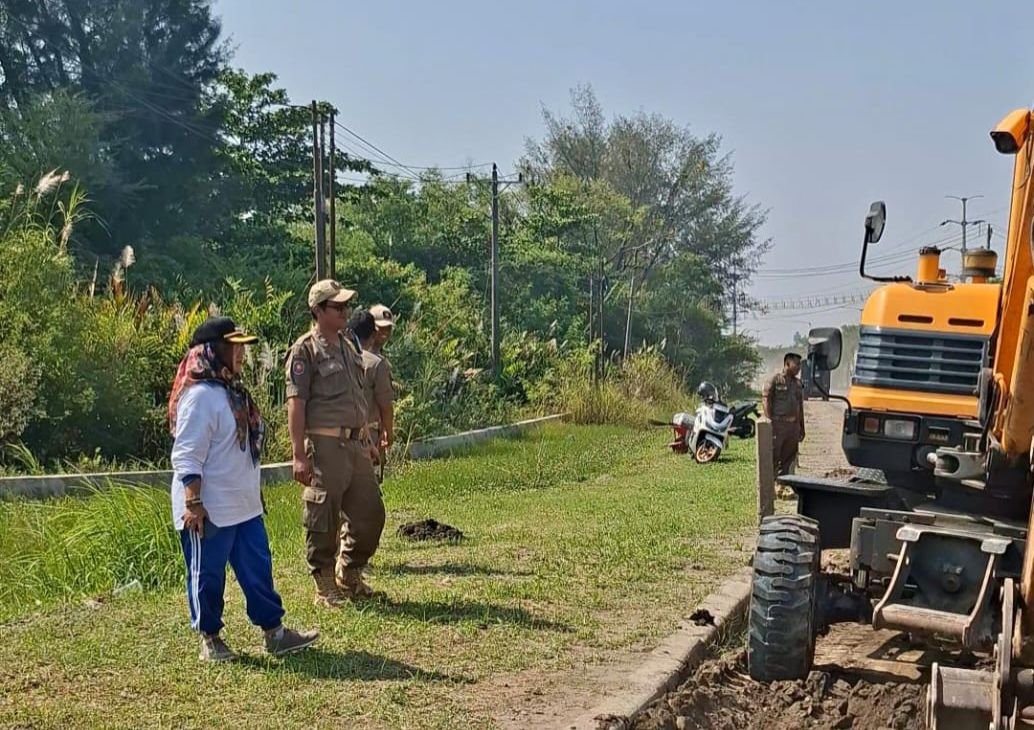 Pemkot Semarang Bergerak Cepat Tangani Ceceran Tanah Di Jalan Yos Sudarso