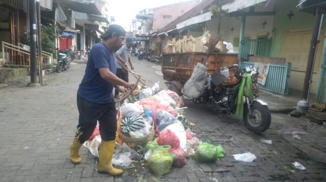 DLH Semarang Tegaskan Retribusi Sampah Kini Sepenuhnya Dibayar Non Tunai