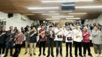 FISIP Undip gelar bedah buku politik, Mohammad Saleh soroti pengaruh media sosial dan politik digital.