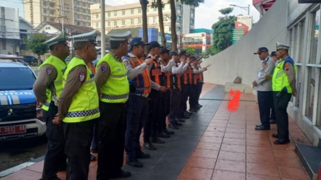 Dishub Semarang dan Kepolisian Gelar Operasi Sosialisasi Parkir di Sejumlah Titik Kota