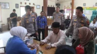 Jelang HUT Bhayangkara, Polres Semarang Beri Layanan Kesehatan Gratis untuk Warga Jelang HUT Bhayangkara, Polres Semarang Beri Layanan Kesehatan Gratis untuk Warga