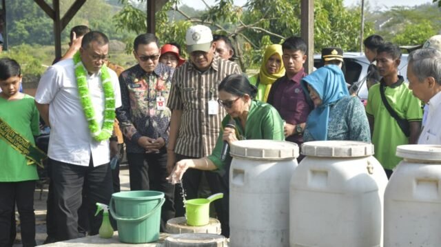 Menteri Lingkungan Hidup Puji Bulusan Edu Park, Inovasi Sampah Warga Semarang Jadi Contoh Ekonomi Sirkular