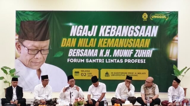 Ngaji Kebangsaan di USM, KH Munif Zuhri Tekankan Iman sebagai Sumber Ketenangan dan Kepasrahan
