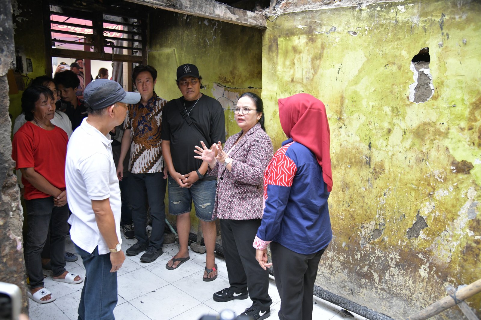 Tinjau Korban Kebakaran di Jagalan, Agustina Soroti Kuatnya Solidaritas Warga