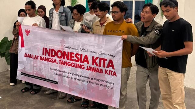 Mahasiswa Semarang Deklarasi Jaga Kedaulatan, Kawal Kebijakan Pemerintah