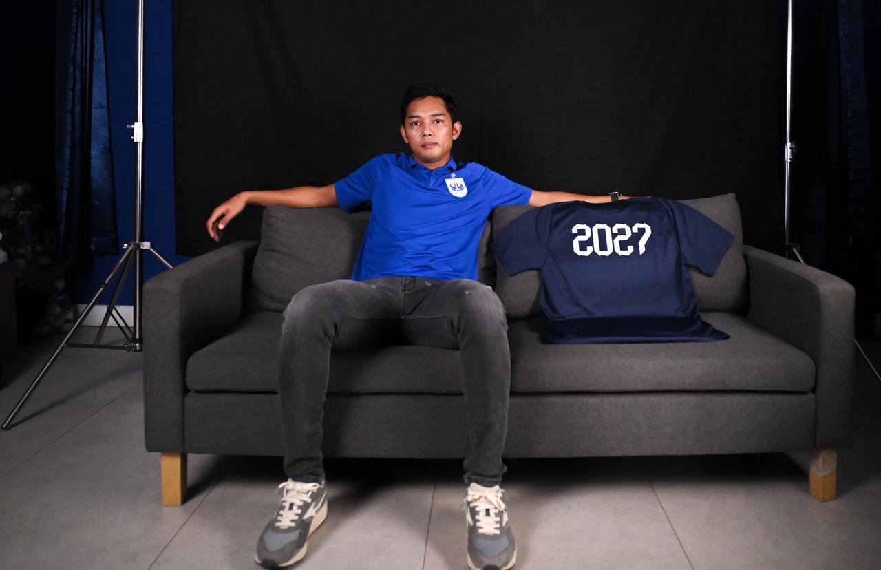 Perpanjang Kontrak, Rizky Darmawan Bertekad Bawa PSIS ke Super League