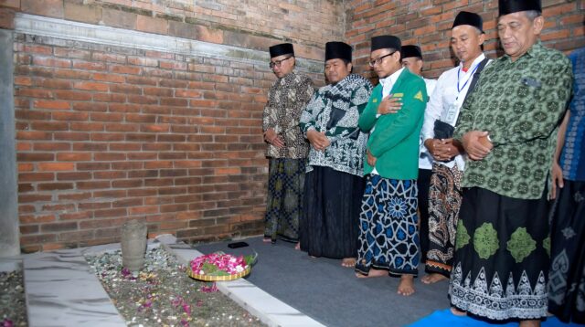 Wawalkot Iswar Dorong Wisata Ziarah Makam Kiai Jungke Hidupkan Ekonomi