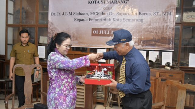 Semarang Terima Artefak Bersejarah untuk Perkuat Arsip Kota Maritim