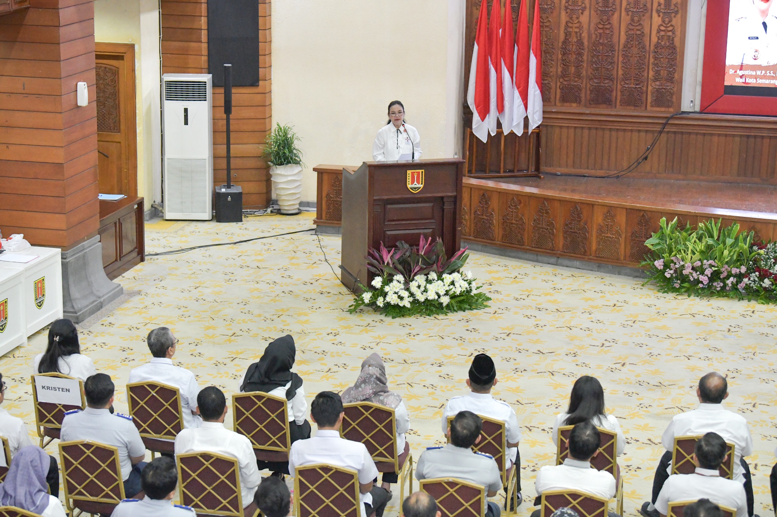 Kebut Layanan Publik, Wali Kota Semarang Rombak 47 Pejabat Kebut Layanan Publik, Wali Kota Semarang Rombak 47 Pejabat