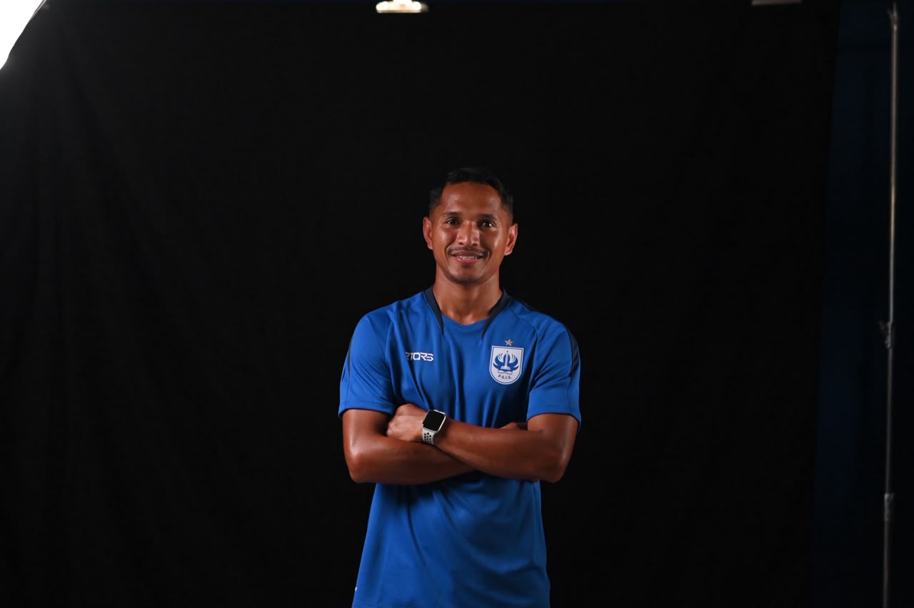 Resmi Gabung PSIS, Abduh Lestaluhu Siap Bawa Mahesa Jenar Promosi Resmi Gabung PSIS, Abduh Lestaluhu Siap Bawa Mahesa Jenar Promosi