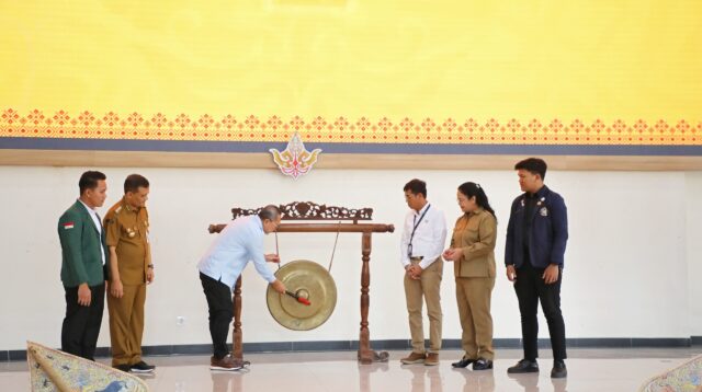 Dukung Mahasiswa, Wali Kota Agustina Hadiri Dua Agenda Kemahasiswaan