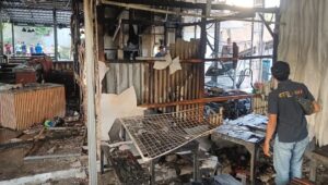 Regulator Bocor, Warung Geprek Bharata Tembalang Hangus Terbakar