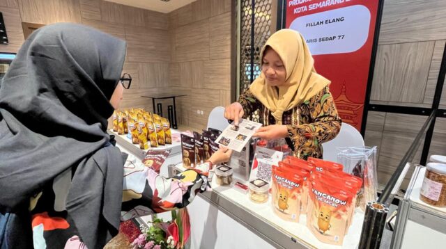 Akselerasi Program Waras Ekonomi, Disperin Semarang Luncurkan Smart Indigo untuk IKM