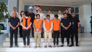 Imigrasi Semarang Serahkan DPO ke Otoritas Tiongkok, WNA Pelaku Scam Dideportasi