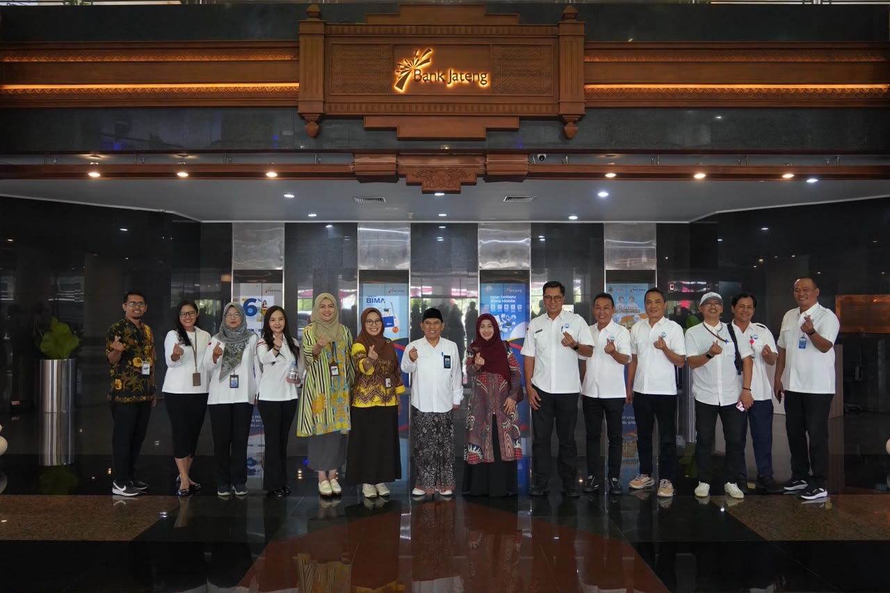 Bank Jateng Syariah Gandeng PDAM Semarang, Sambungan Air Kini Bisa Dicicil 10 Tahun Bank Jateng Syariah Gandeng PDAM Semarang, Sambungan Air Kini Bisa Dicicil 10 Tahun