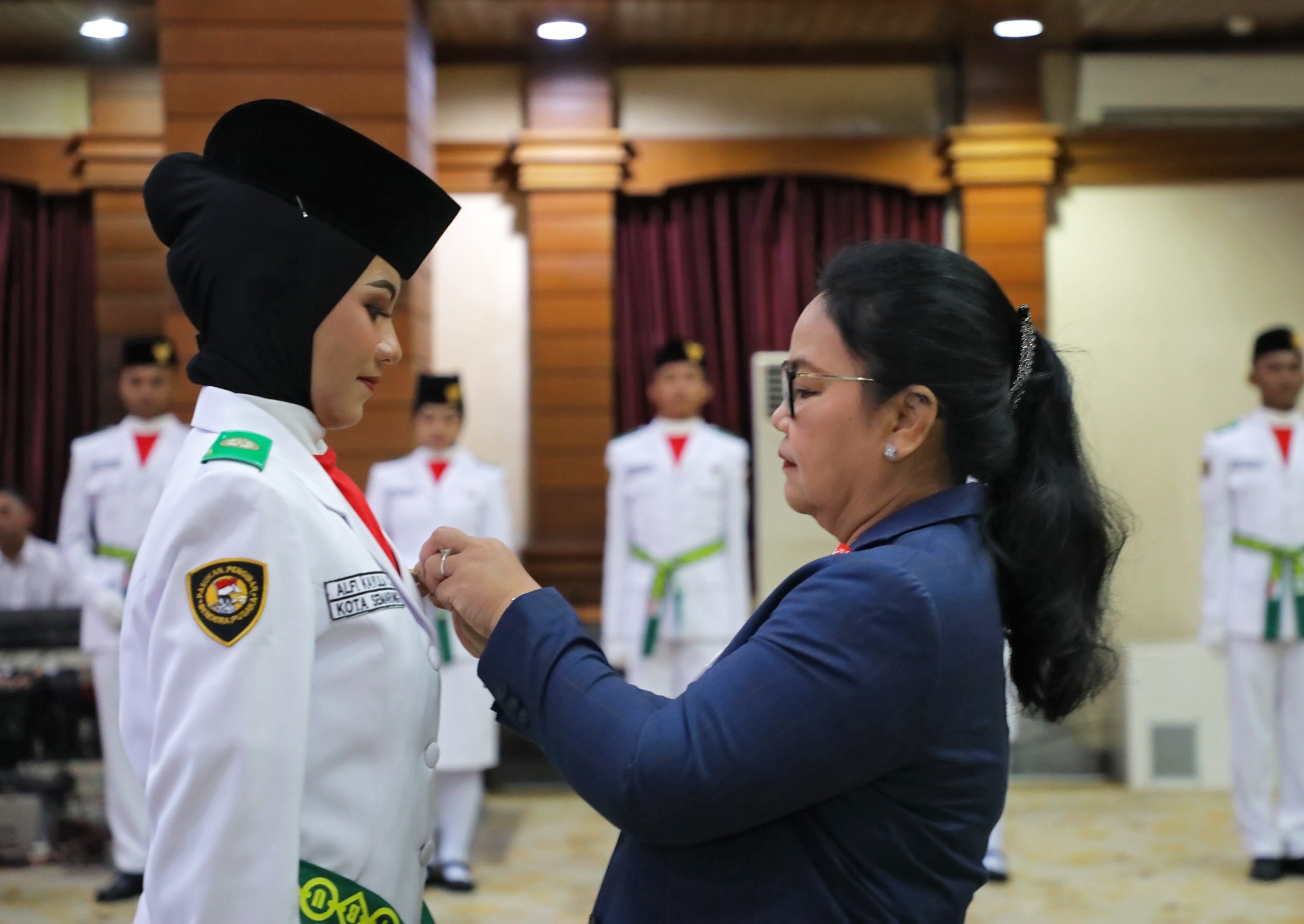 Kukuhkan 27 Paskibraka 2026, Wali Kota Agustina Tekankan Karakter dan Kepemimpinan