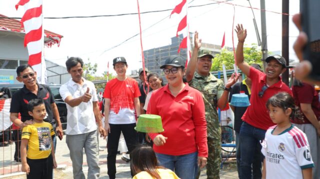 Sambil Bernyanyi dan Ajak Warga Tebak-Tebakan, Agustina Sapa Warga Semarang