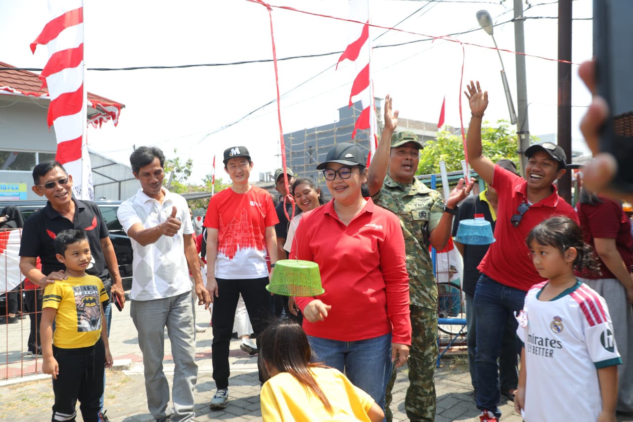 Sambil Bernyanyi dan Ajak Warga Tebak-Tebakan, Agustina Sapa Warga Semarang