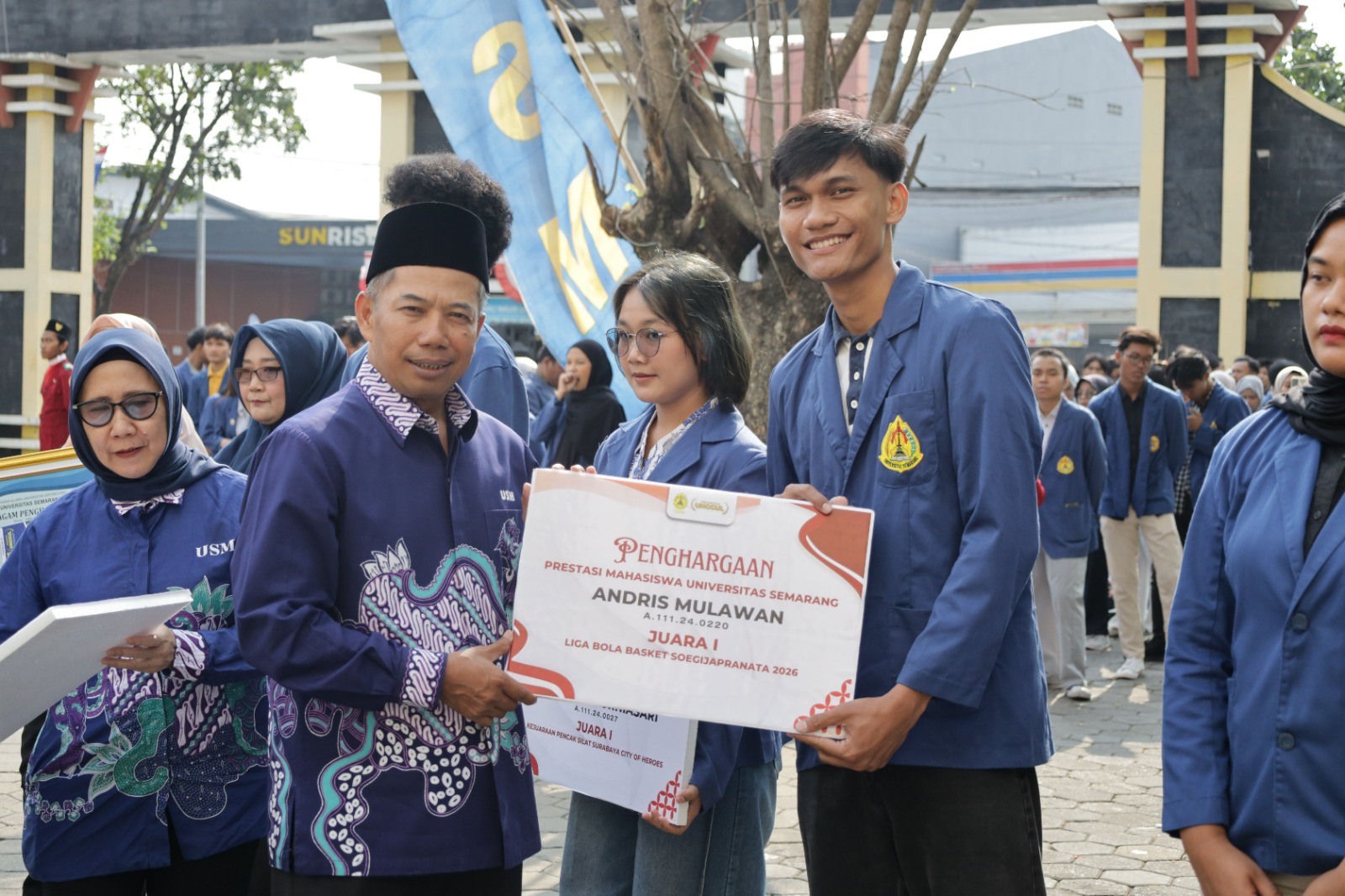 HUT Ke-81 RI, USM Apresiasi Sivitas Akademika Berprestasi hingga Internasional HUT Ke-81 RI, USM Apresiasi Sivitas Akademika Berprestasi hingga Internasional