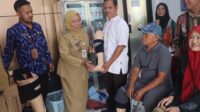 Dinsos Semarang Bagikan 15 Kaki Palsu untuk Korban Kecelakaan dan Disabilitas