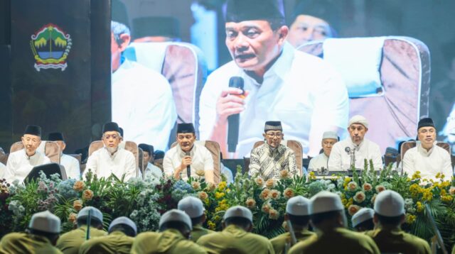 Ribuan Jemaah Jateng Bersholawat, Doakan Korban Bencana NTT hingga Kalimantan