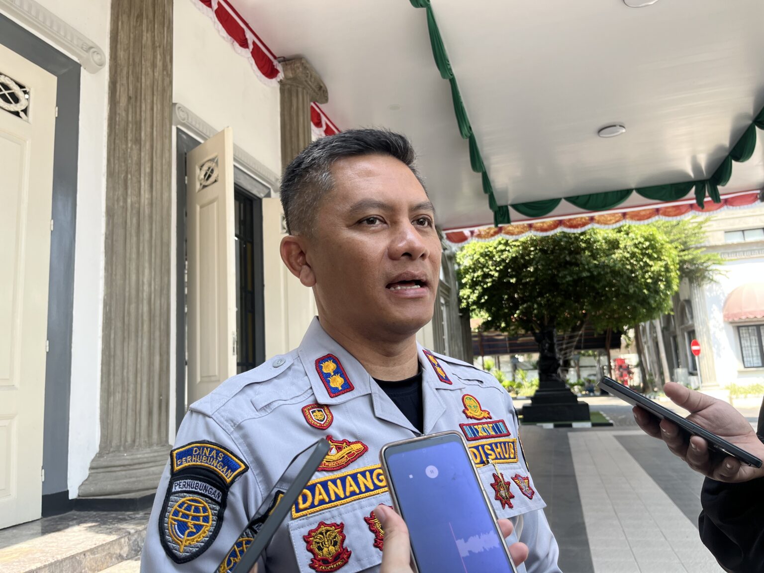 Dishub Rawat 8 JPO Aset Pemkot Semarang, Pastikan Tetap Aman Digunakan Warga Dishub Rawat 8 JPO Aset Pemkot Semarang, Pastikan Tetap Aman Digunakan Warga
