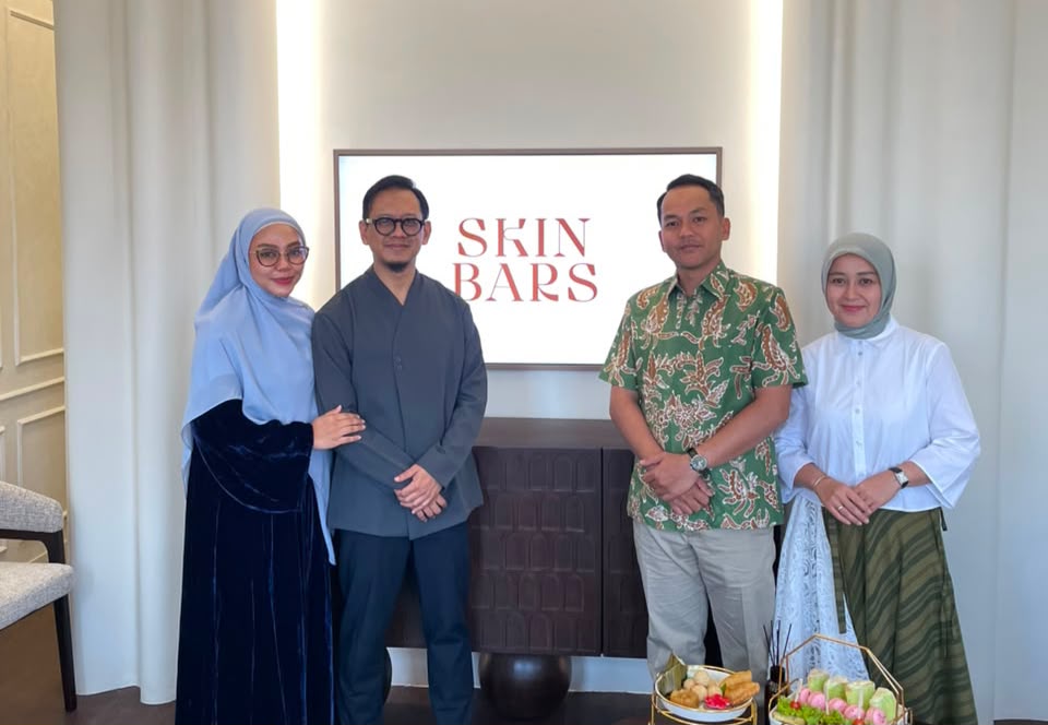 Wali Kota dan Wakil Wali Kota Surakarta Kunjungi The Skinbars, Dorong Wellness dan Healthy Aging Wali Kota dan Wakil Wali Kota Surakarta Kunjungi The Skinbars, Dorong Wellness dan Healthy Aging