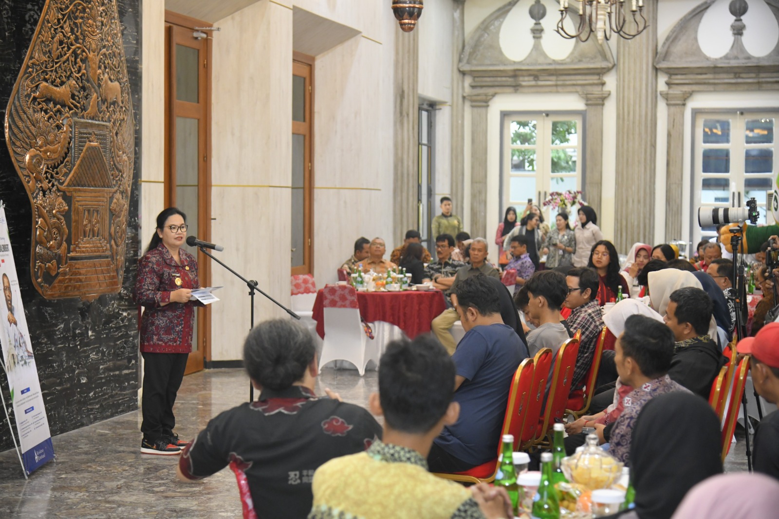 Agustina Minta Maaf Terkait Pengalihan Arus Saat Pembukaan MTQ Nasional 2026 Agustina Minta Maaf Terkait Pengalihan Arus Saat Pembukaan MTQ Nasional 2026