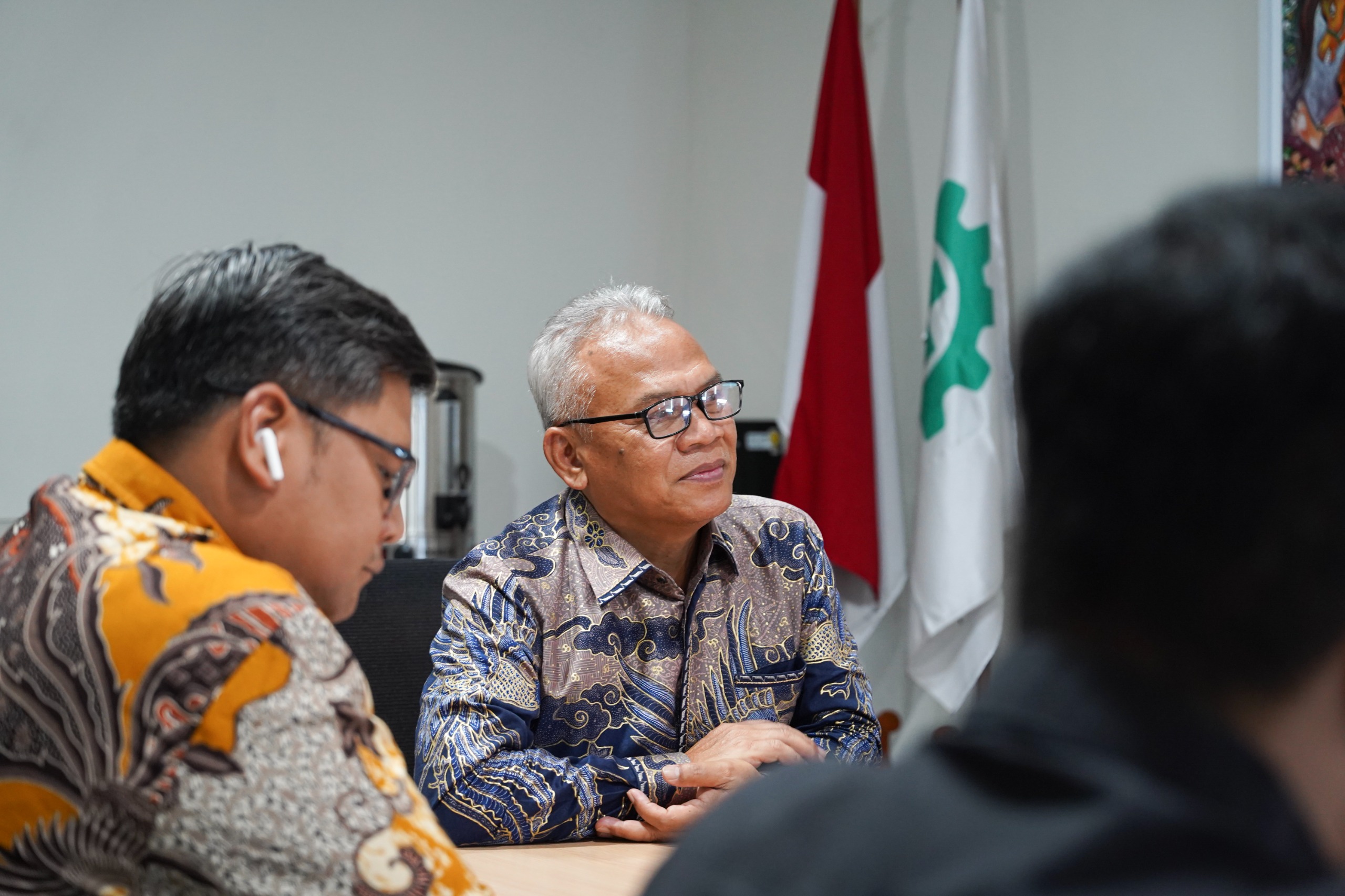 Komisaris PLN Icon Plus Sambangi SBU Jawa Bagian Tengah, Pantau Aktivitas Regional Komisaris PLN Icon Plus Sambangi SBU Jawa Bagian Tengah, Pantau Aktivitas Regional