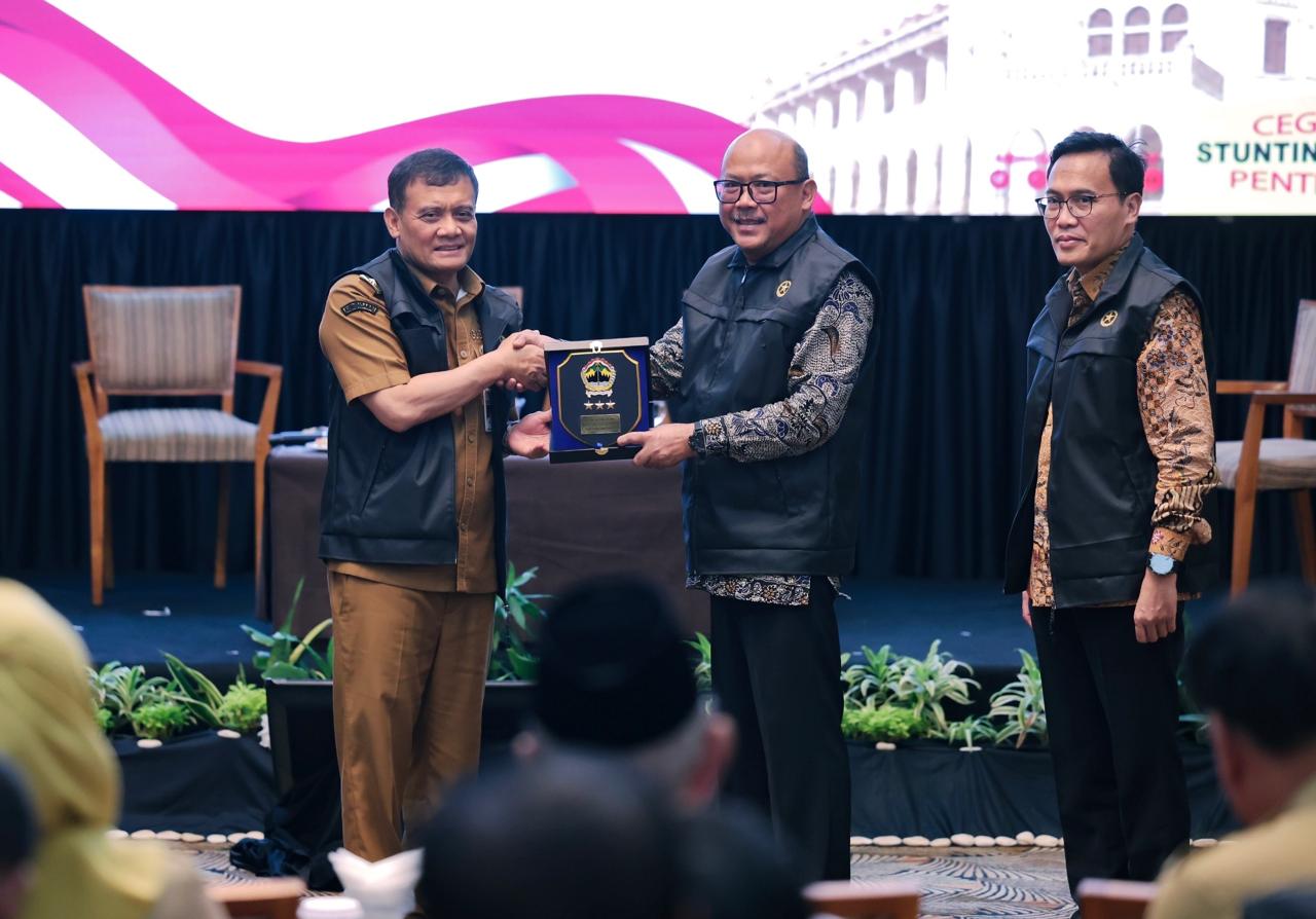Ahmad Luthfi Genjot Penanganan Stunting, Demak dan Semarang Jadi Percontohan Jateng Ahmad Luthfi Genjot Penanganan Stunting, Demak dan Semarang Jadi Percontohan Jateng