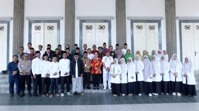 Agustina Beri Hadiah Umrah untuk 7 Kafilah Semarang Peraih Prestasi MTQ Nasional