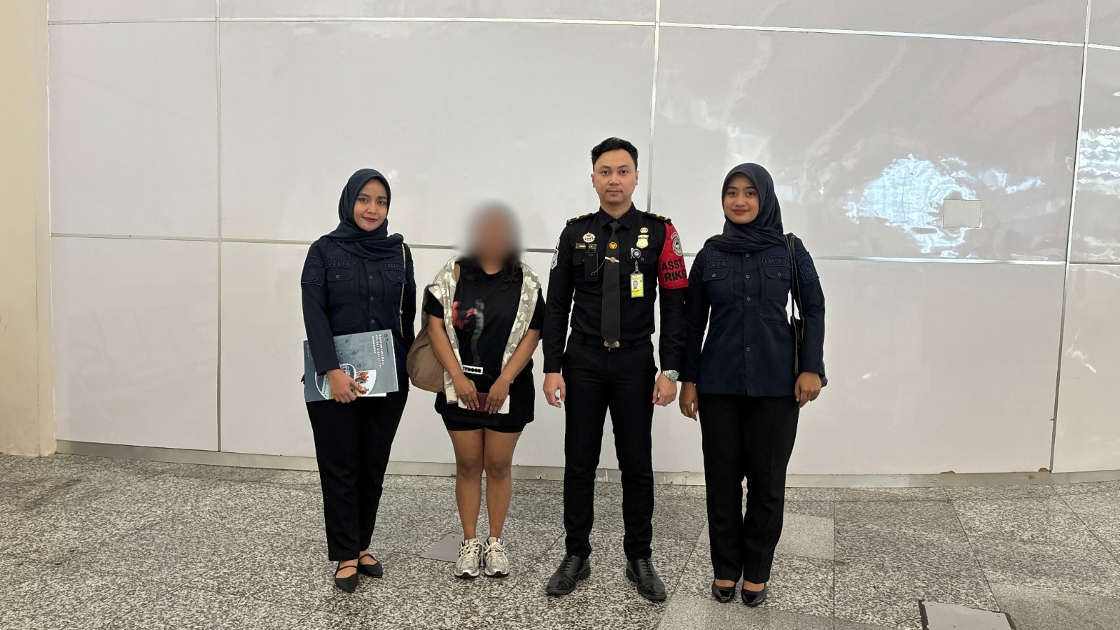 Imigrasi Semarang Deportasi WN Timor Leste yang Overstay Hampir Setahun dari Indonesia Imigrasi Semarang Deportasi WN Timor Leste yang Overstay Hampir Setahun dari Indonesia