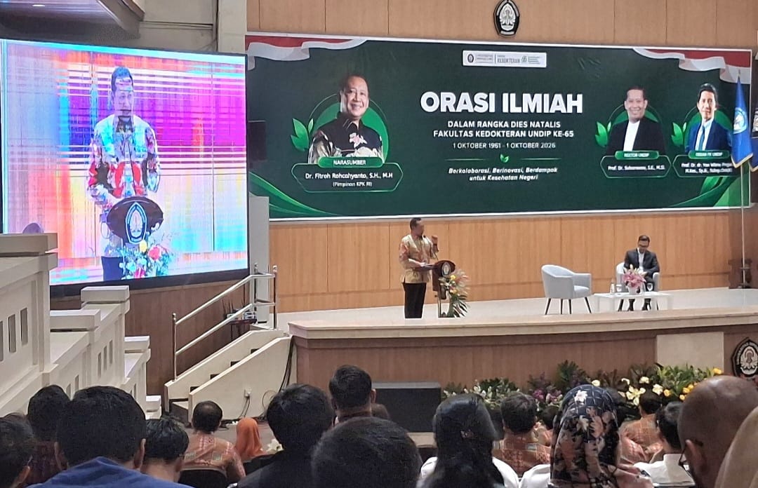 Dies Natalis ke-65 FK Undip, Pimpinan KPK Ajak Dokter Perkuat Integritas lewat “Resep Dokter” Dies Natalis ke-65 FK Undip, Pimpinan KPK Ajak Dokter Perkuat Integritas lewat “Resep Dokter”