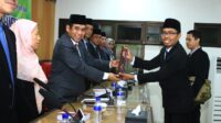 Mantan Loper Koran Raih Doktor UIN Walisongo, Sosok Arief Penuh Perjuangan Pendidikan