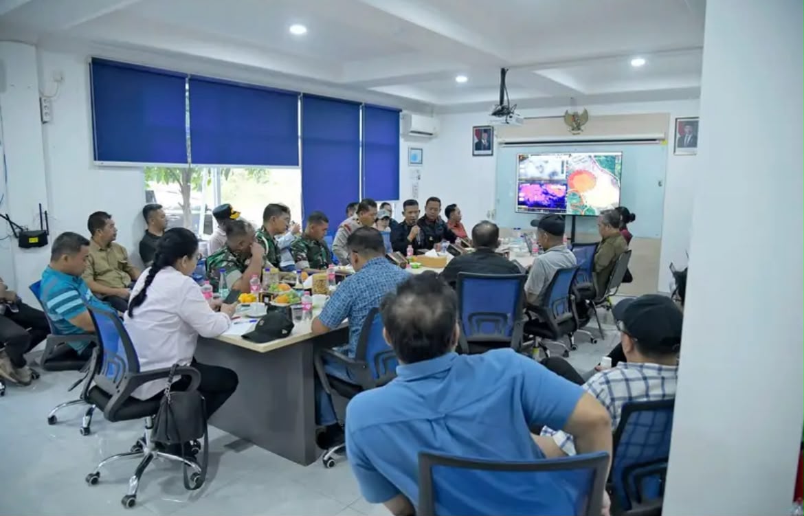 Suhu Titik Panas TPA Jatibarang Capai 182 Derajat, Agustina Andalkan Teknologi Brimob Suhu Titik Panas TPA Jatibarang Capai 182 Derajat, Agustina Andalkan Teknologi Brimob